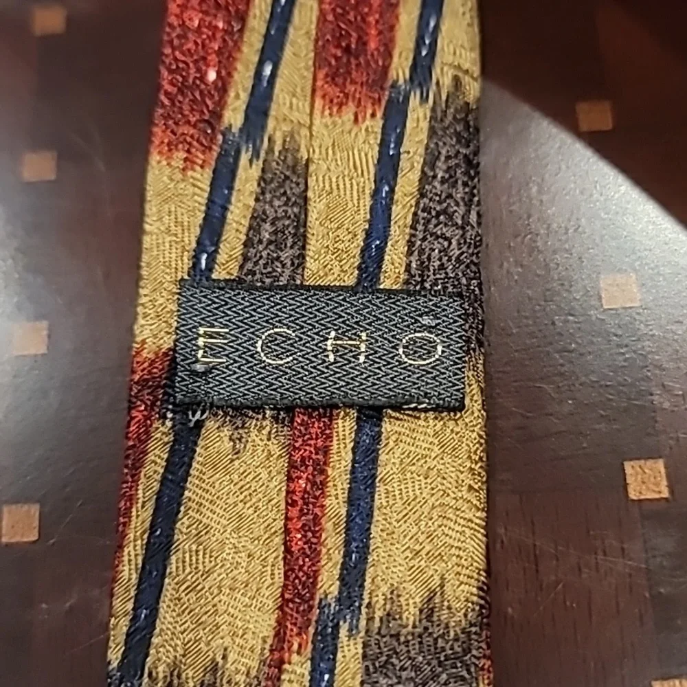 Echo 100% silk